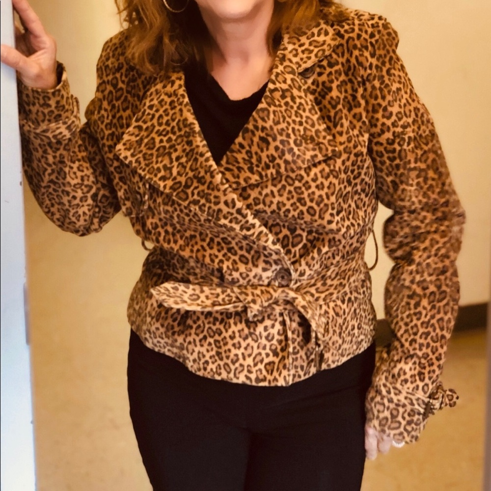 Beautiful barely worn leopard printed suede jacket